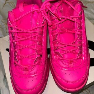 Size 8.5 Fila disruptors